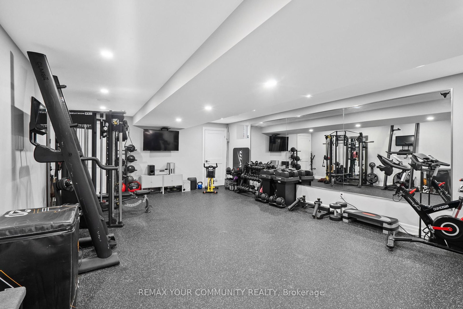 106 Forest Grove Court • Aurora, ON photo 36
