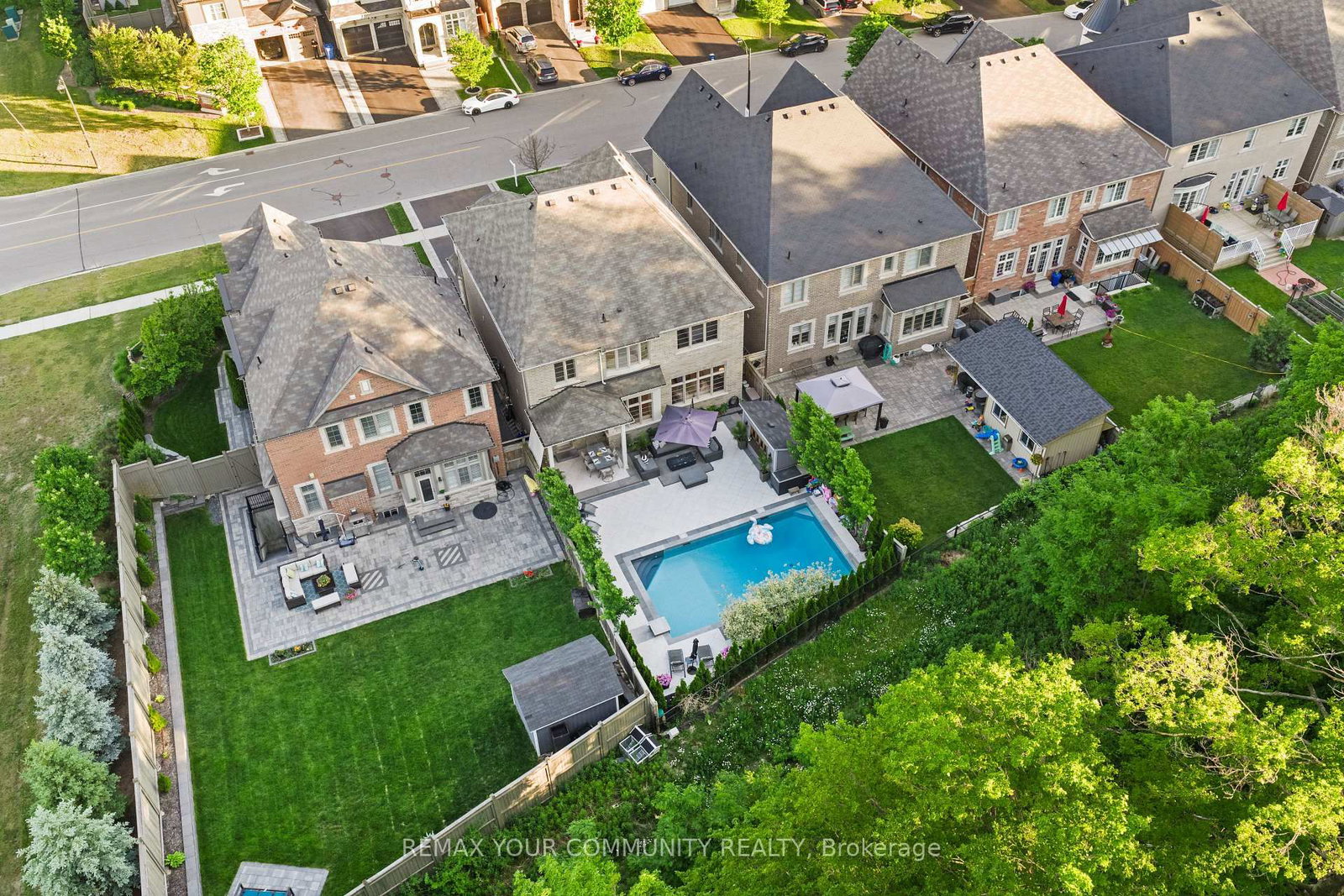 106 Forest Grove Court • Aurora, ON photo 49