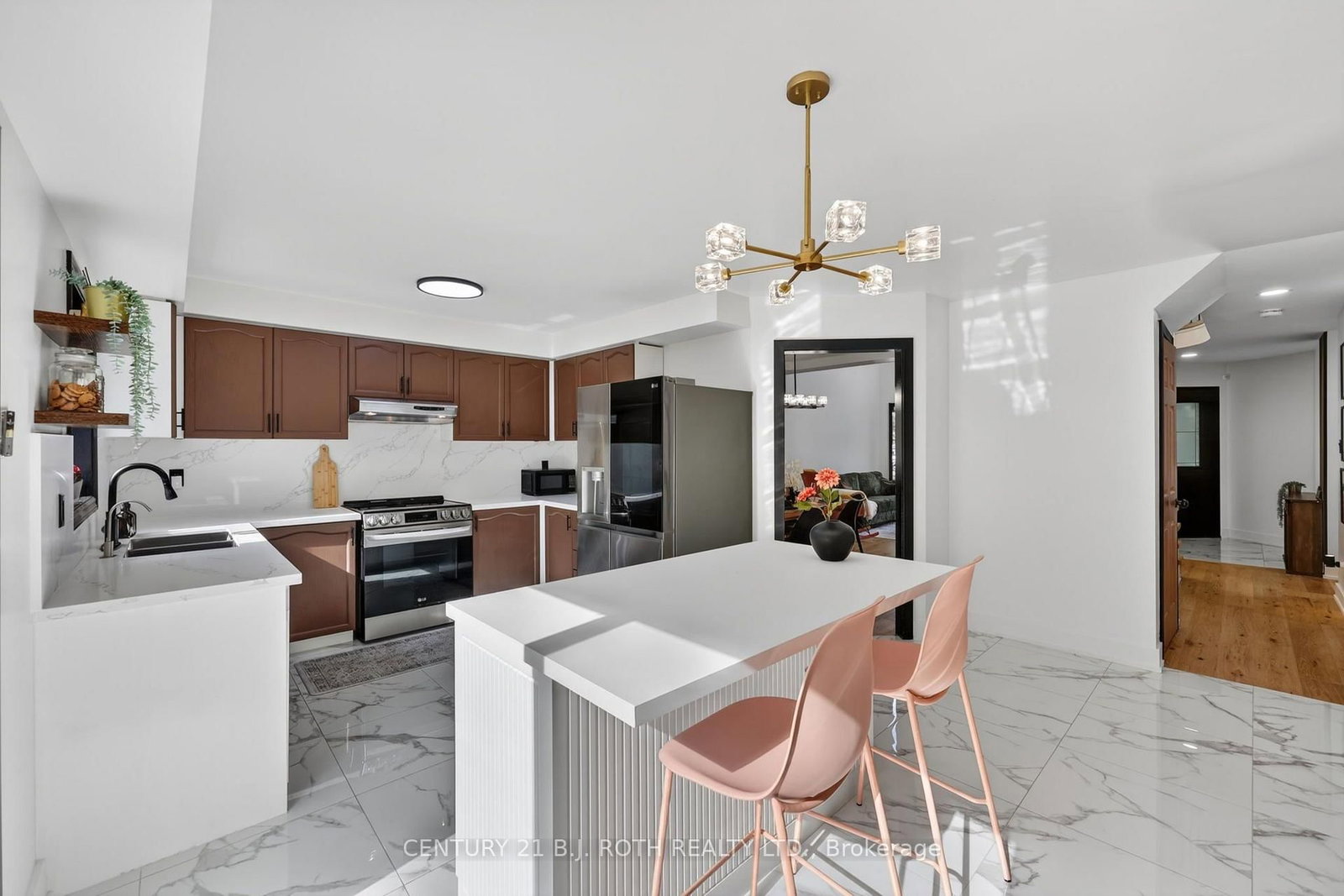 1077 CORRIE Street • Innisfil, ON photo 13