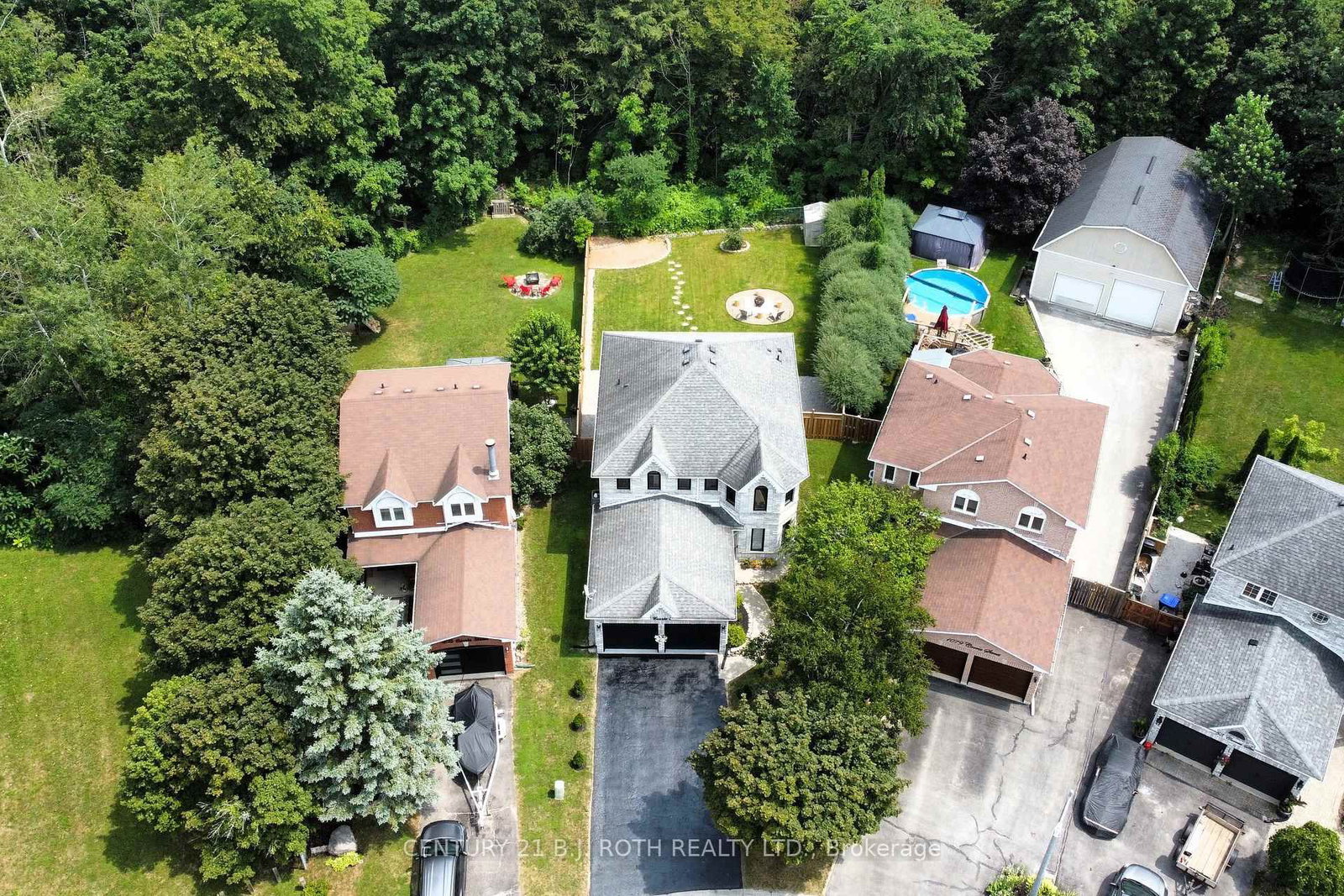 1077 CORRIE Street • Innisfil, ON photo 46