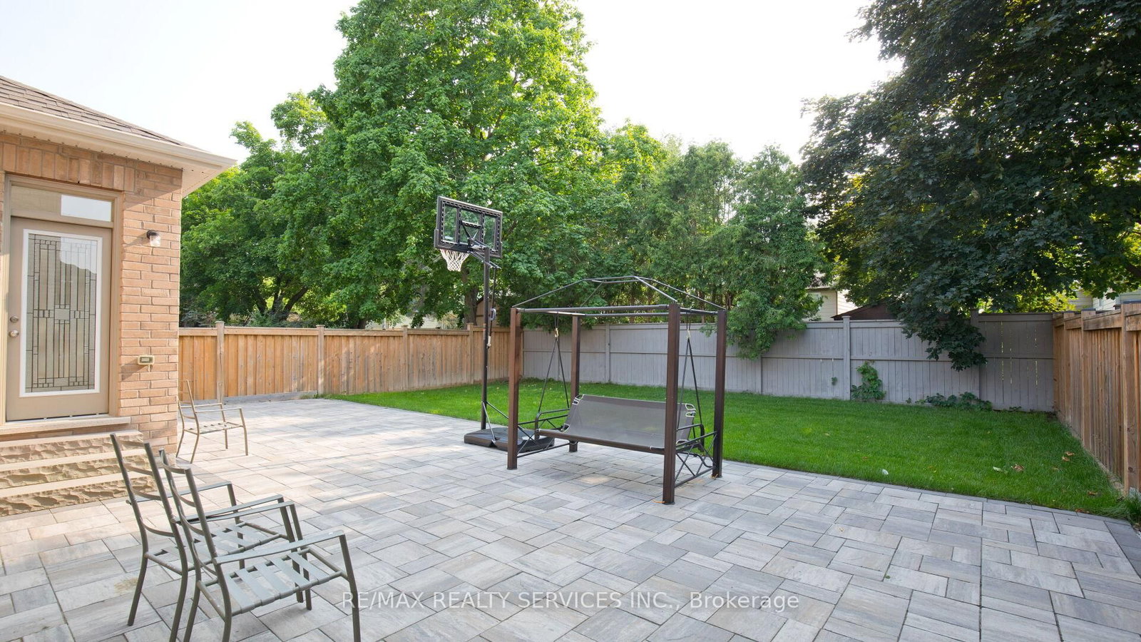 104 Sharpe Crescent • New Tecumseth, ON photo 32
