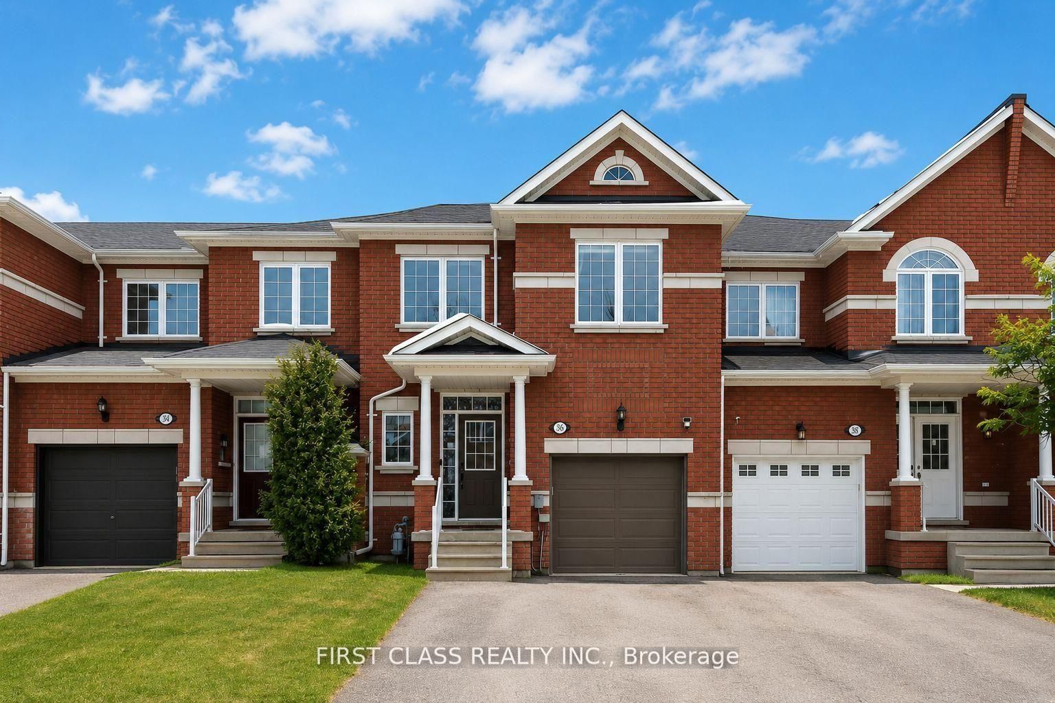 8 Townwood Drive • #36 • Richmond Hill, ON photo 1
