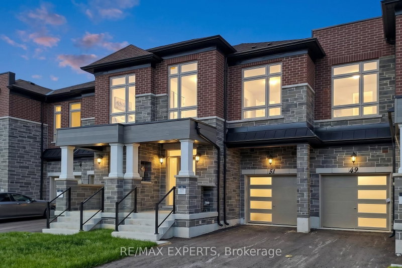 51 Schmeltzer Crescent