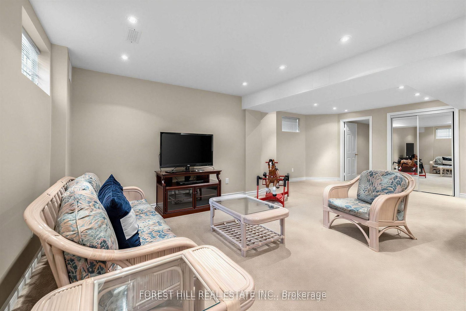 17 Lady Lynn Crescent • Richmond Hill, ON photo 43