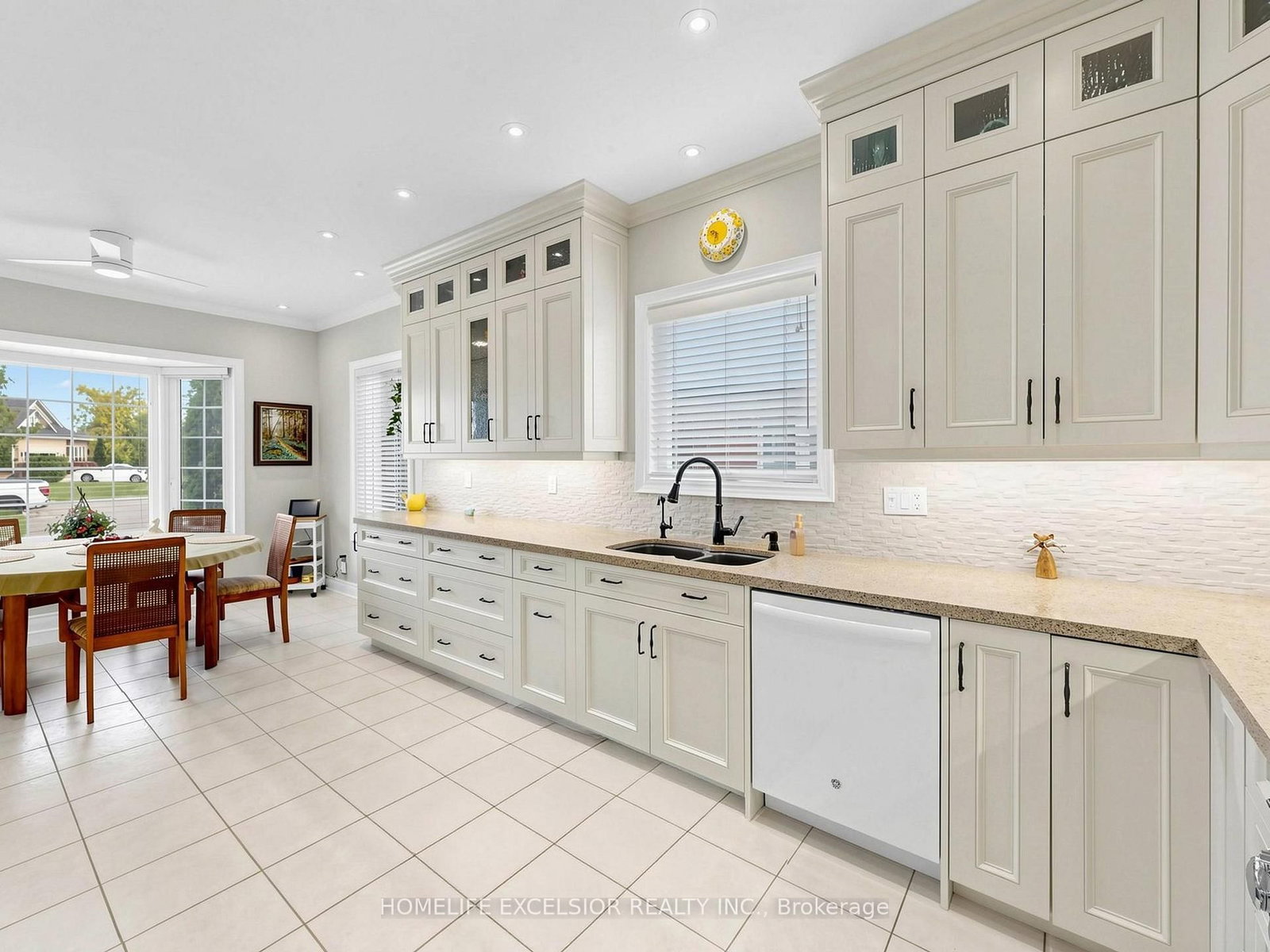 77-31 Sneads Green, Whitchurch-Stouffville, view 16