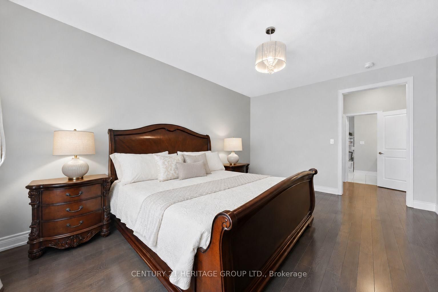 90 Gibson Circle • Bradford West Gwillimbury, ON photo 18