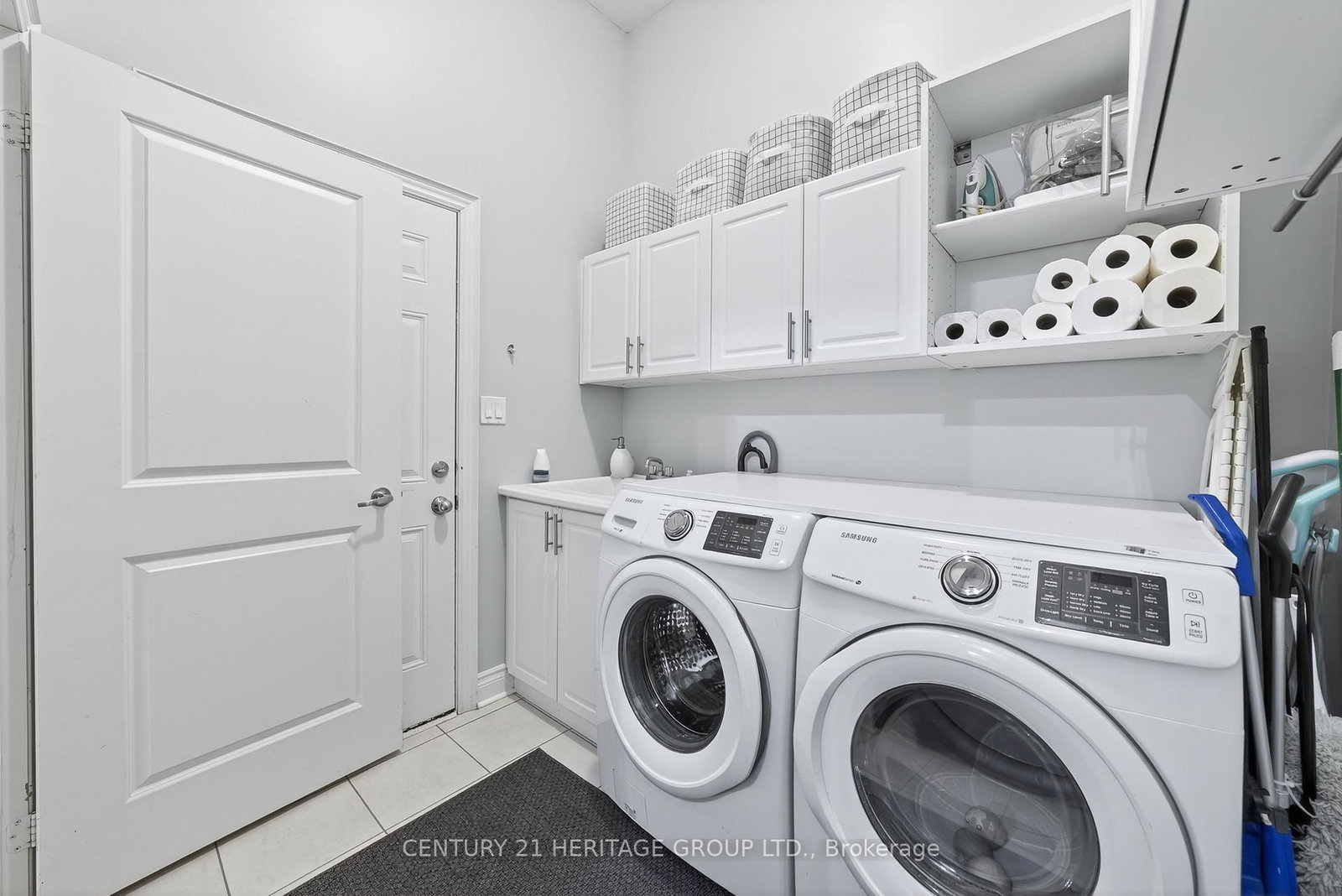 90 Gibson Circle • Bradford West Gwillimbury, ON photo 22