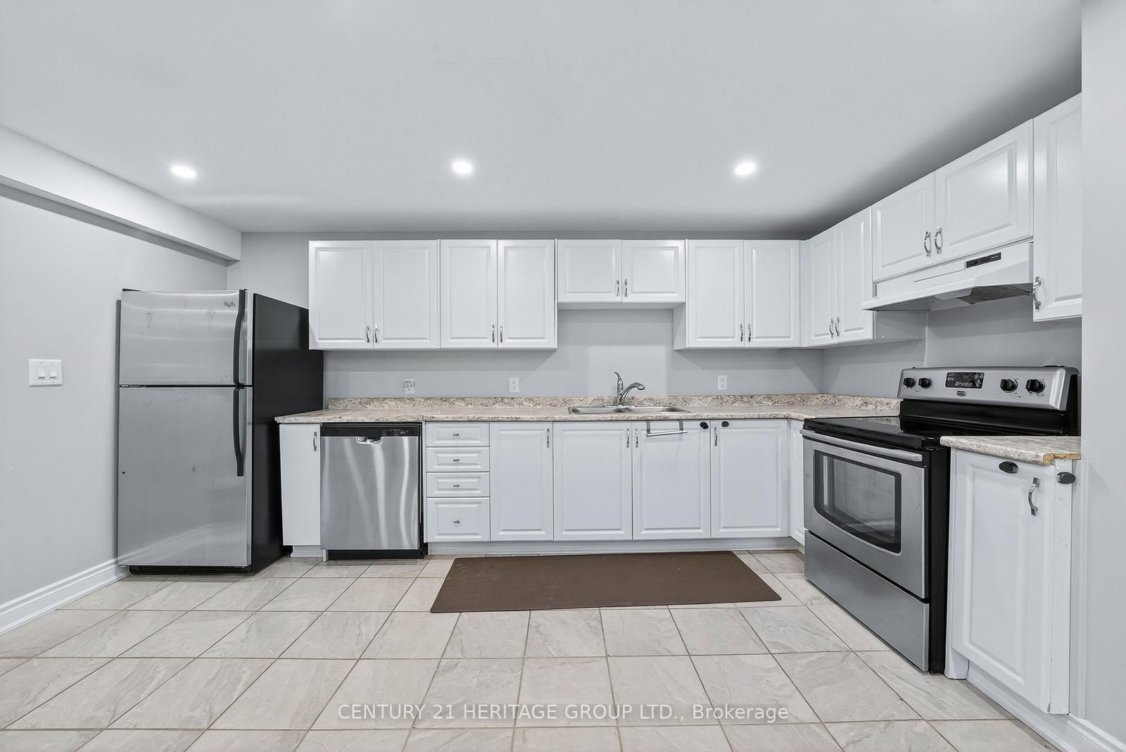 90 Gibson Circle • Bradford West Gwillimbury, ON photo 32