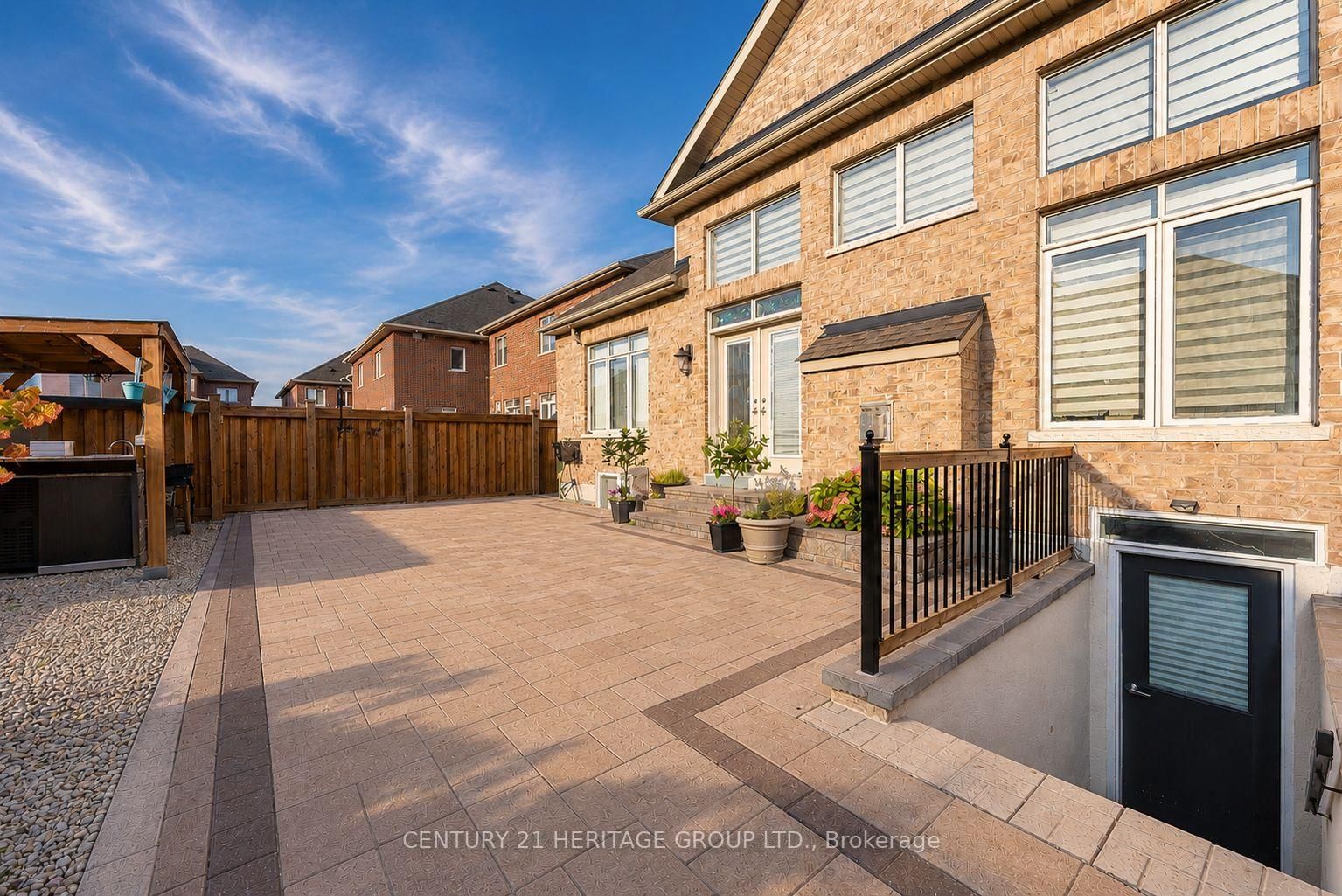 90 Gibson Circle • Bradford West Gwillimbury, ON photo 37