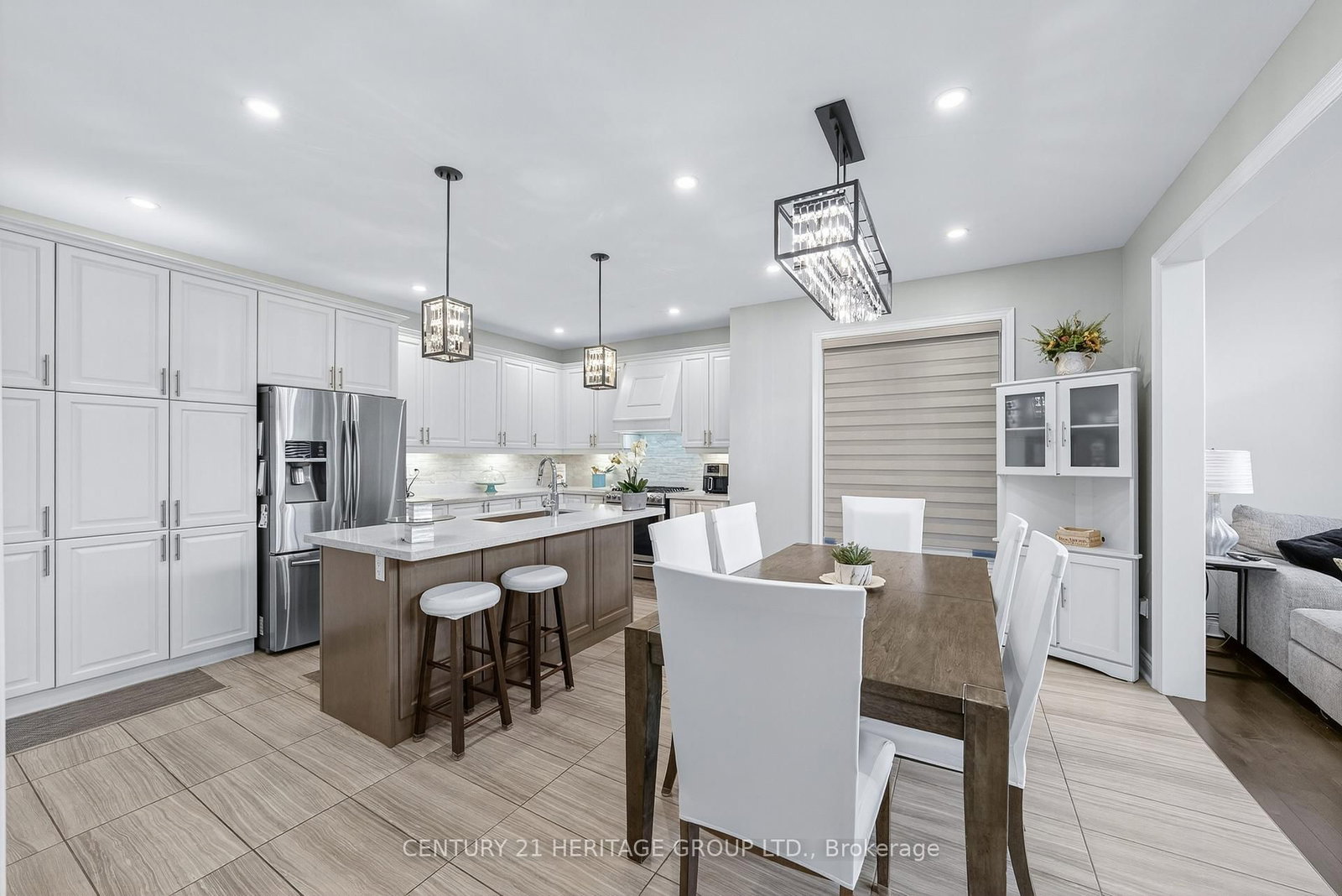 90 Gibson Circle • Bradford West Gwillimbury, ON photo 8