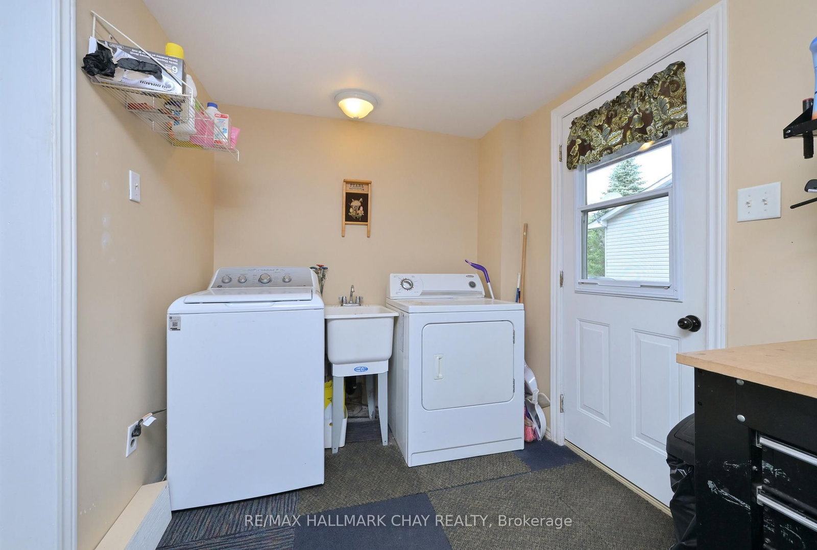 141 Murphy Road • Essa, ON photo 15