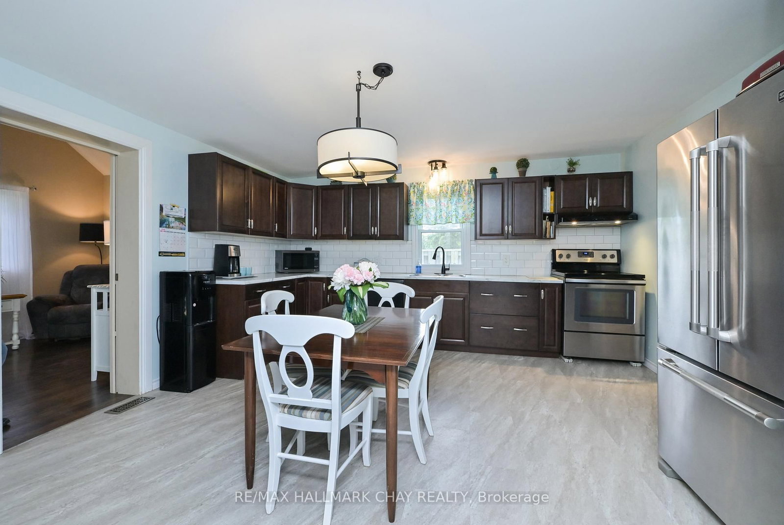 141 Murphy Road • Essa, ON photo 4