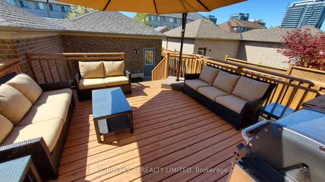 103 Selkirk Drive