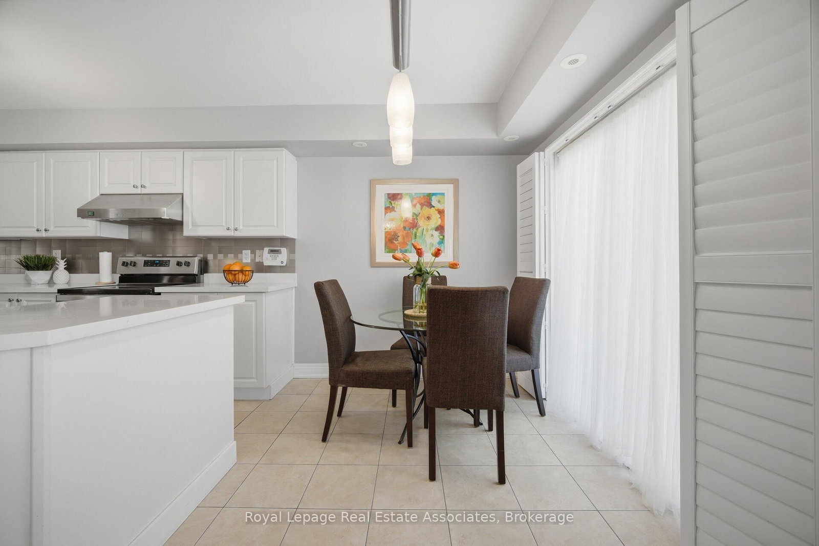 192 Louisbourg Way • Markham, ON photo 10