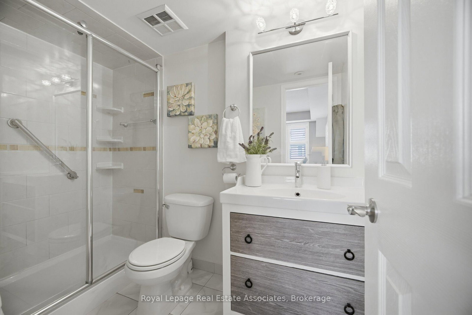 192 Louisbourg Way • Markham, ON photo 24