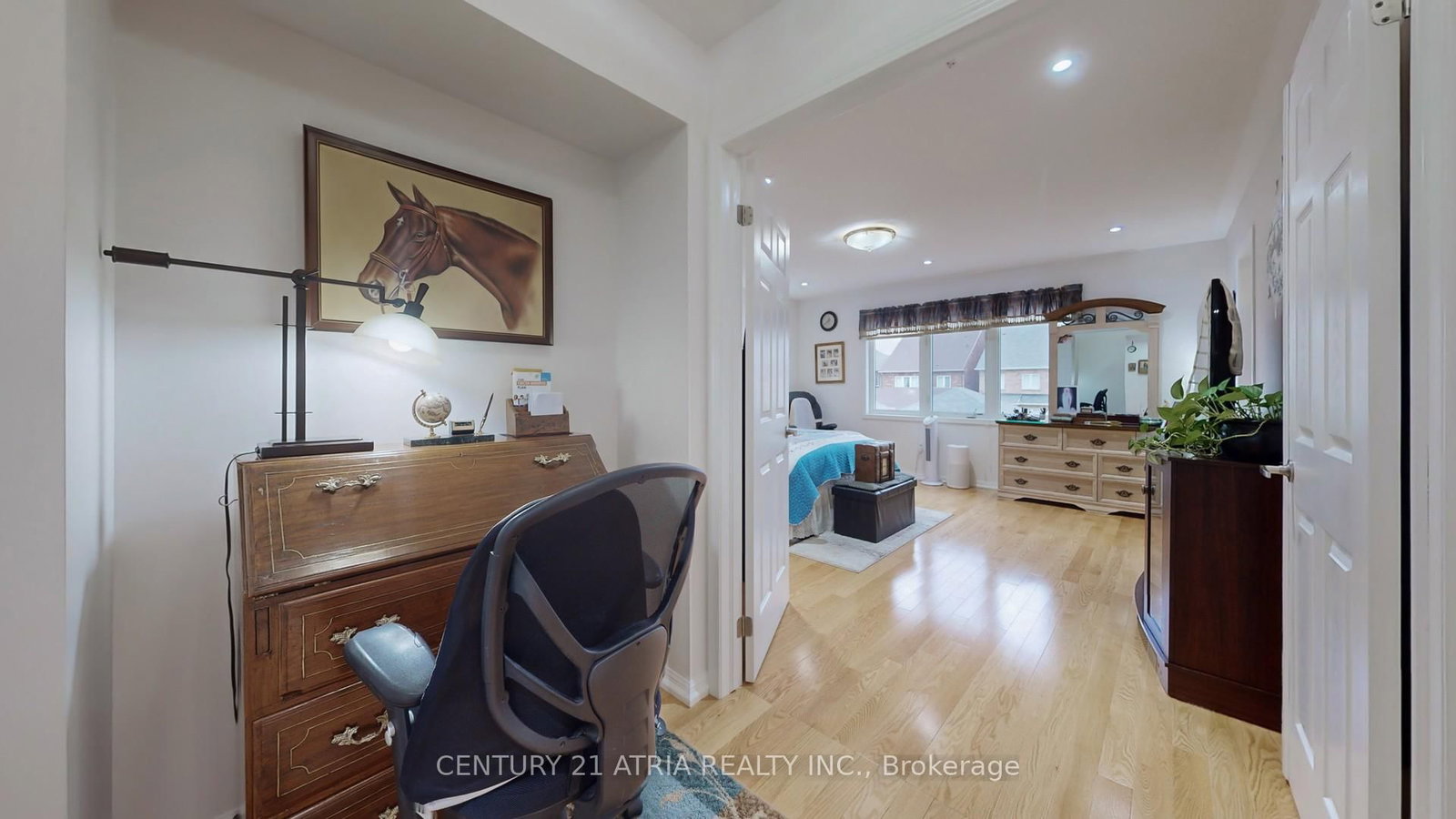 69 Diamond Jubilee Drive • Markham, ON photo 17