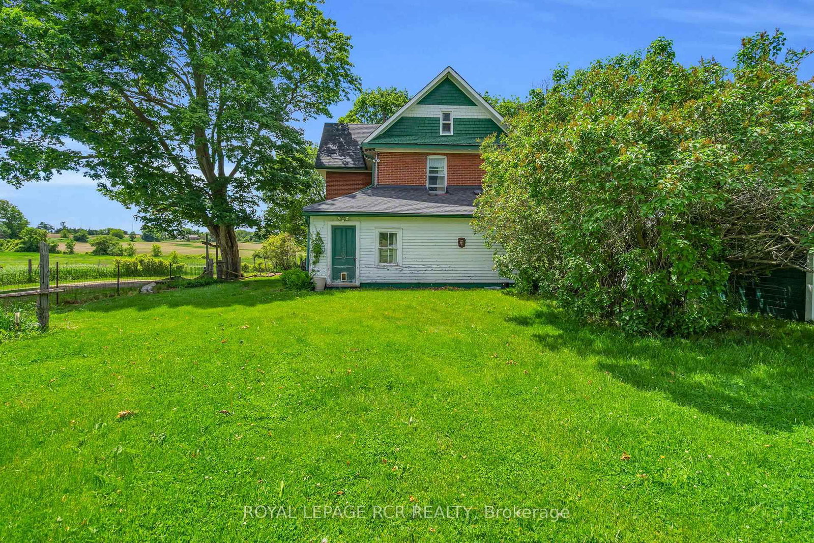 20893 Woodbine Avenue • East Gwillimbury, ON photo 18