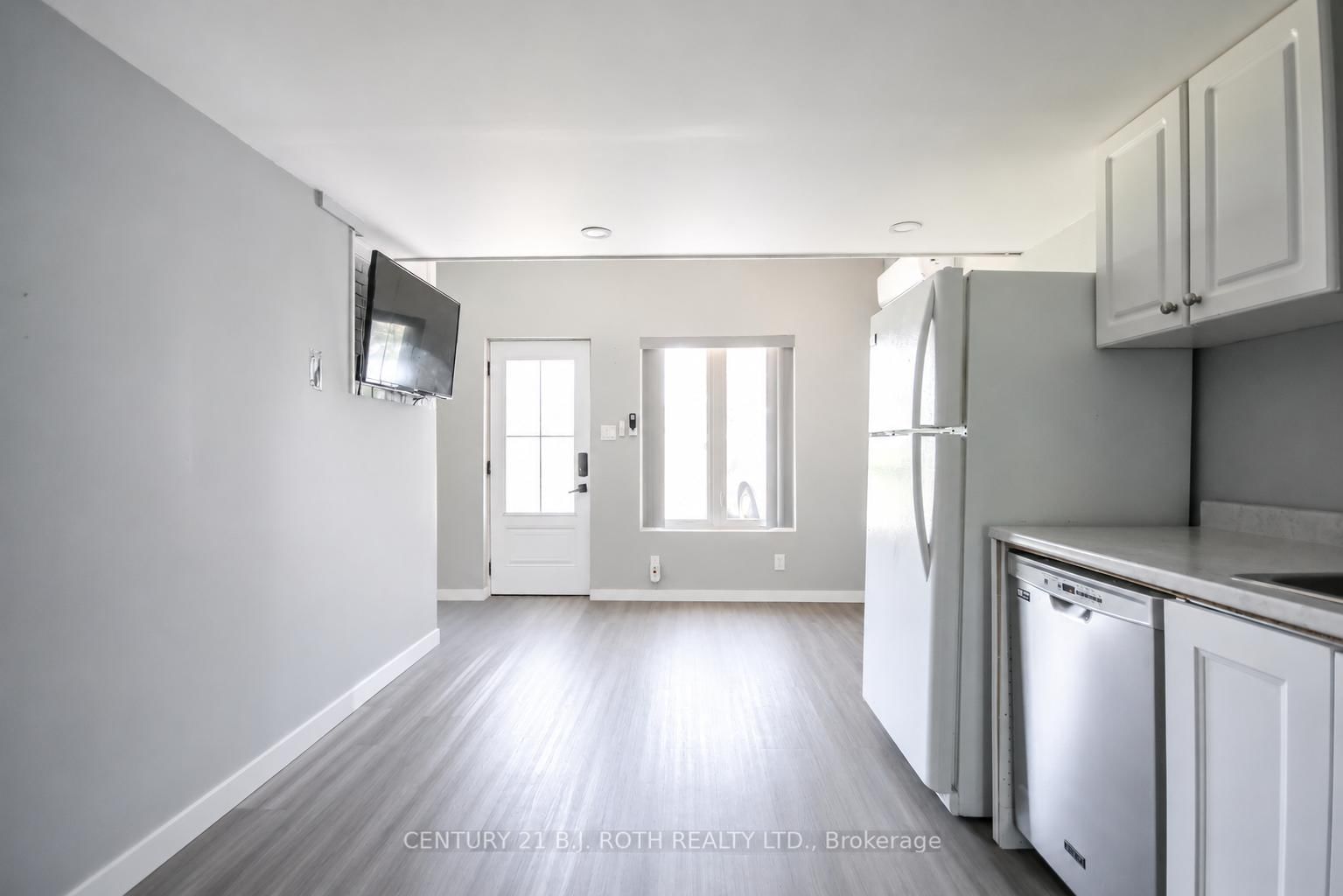 7906 Main Street • Adjala-Tosorontio, ON photo 24