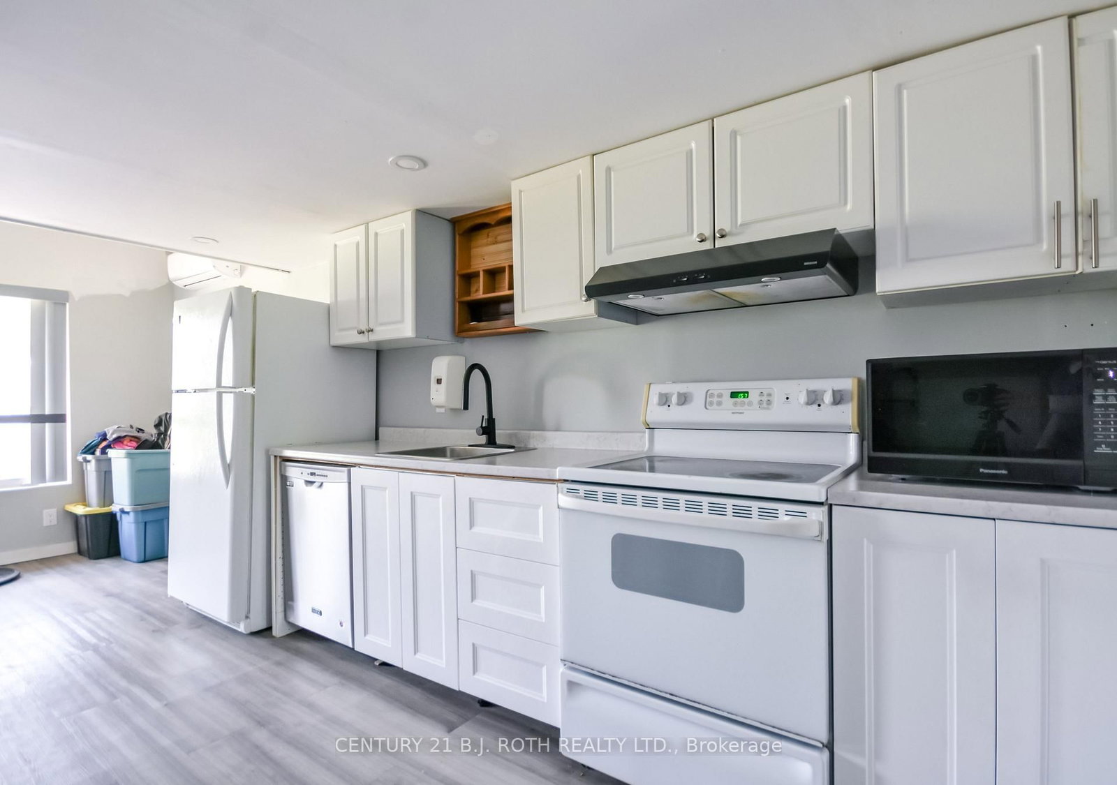7906 Main Street • Adjala-Tosorontio, ON photo 25