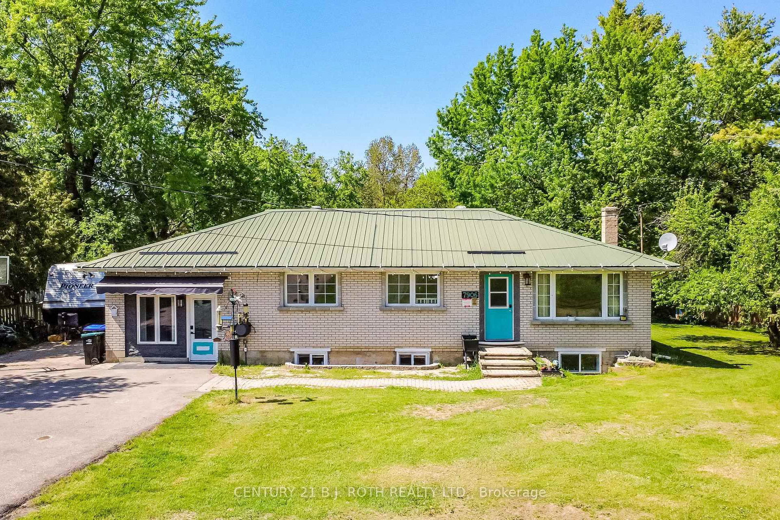 7906 Main Street • Adjala-Tosorontio, ON photo 3