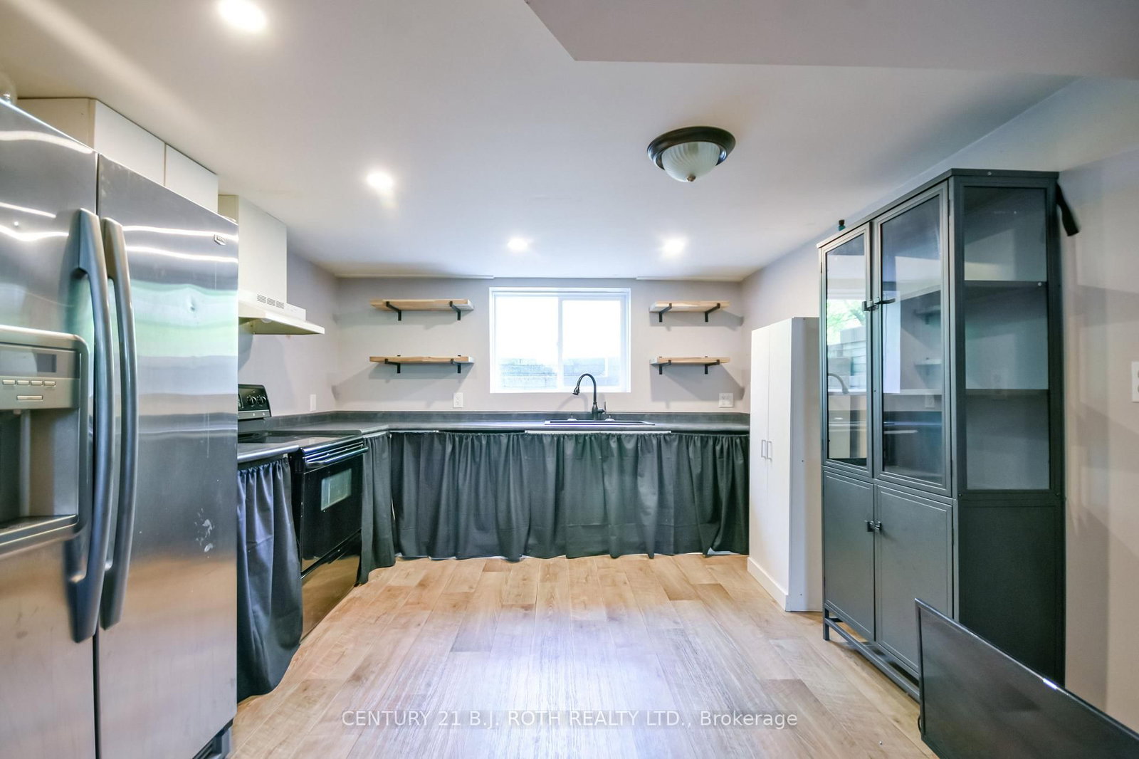 7906 Main Street • Adjala-Tosorontio, ON photo 30