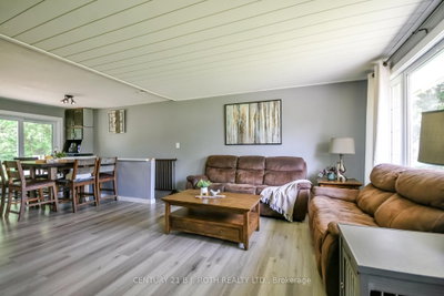7906 Main Street • Adjala-Tosorontio, ON photo 8