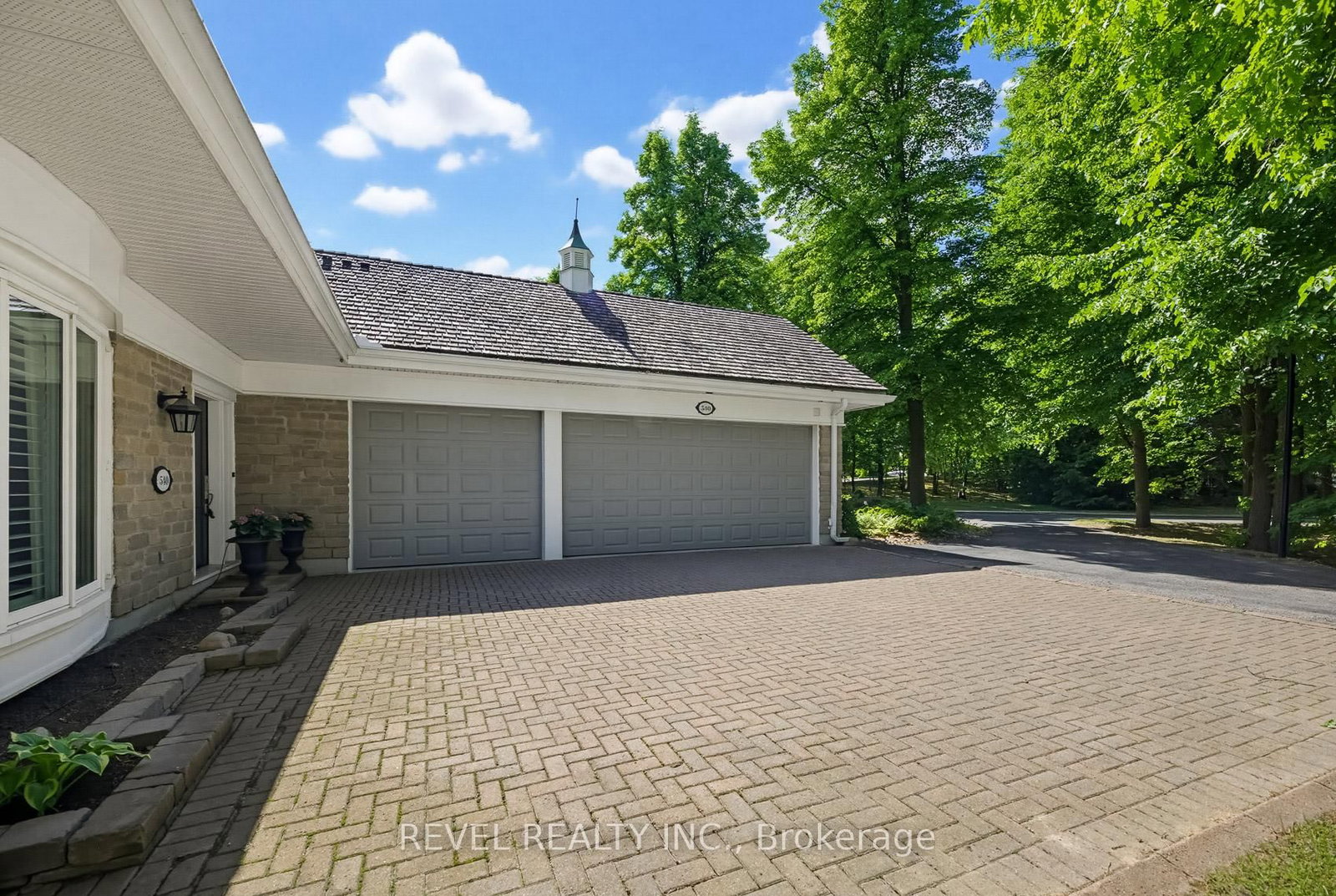 540 Quail Ridge Drive • #27 • Aurora, ON photo 4