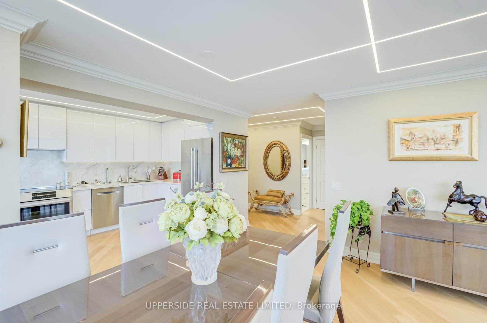 91 Townsgate Drive • #1204 • Vaughan, ON photo 11