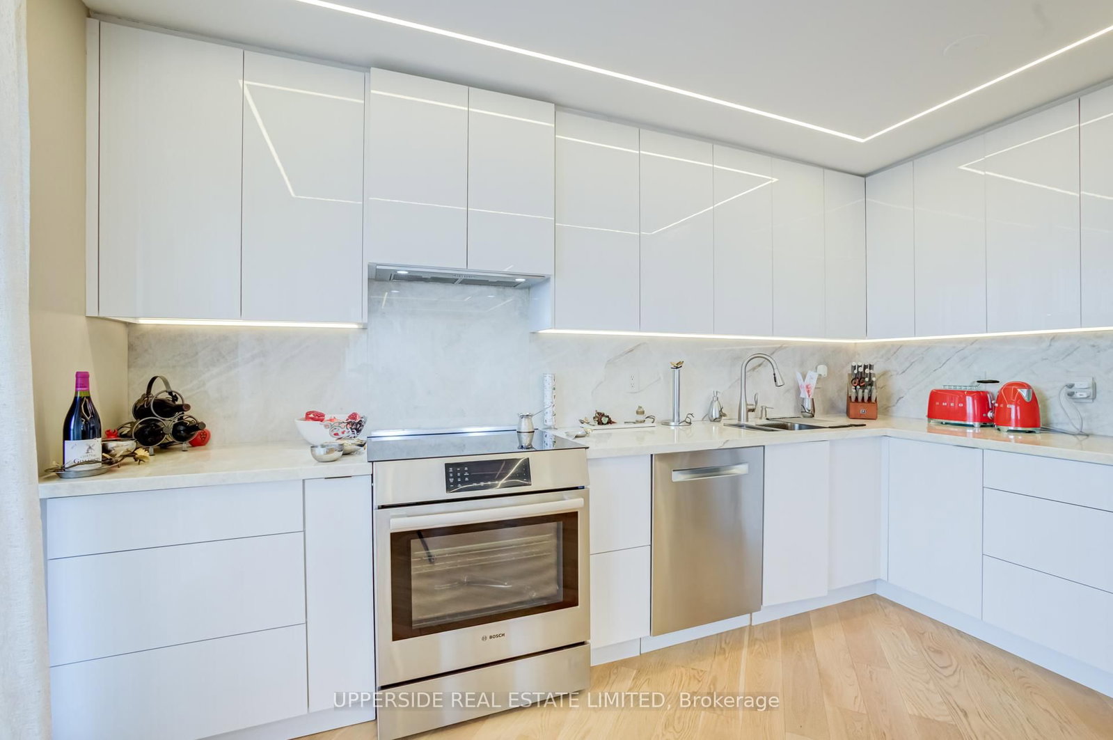 91 Townsgate Drive • #1204 • Vaughan, ON photo 15