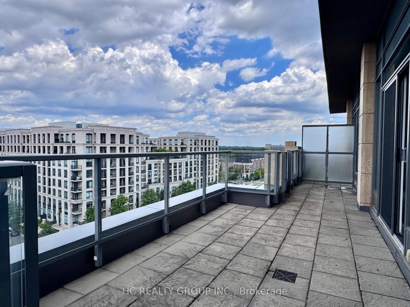 28 Uptown Dr #PH12, Markham, Ontario