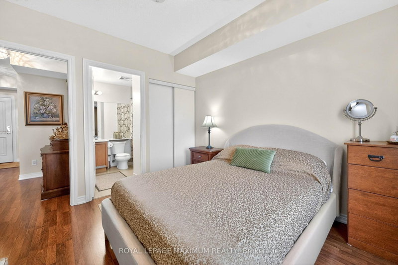 914-9245 Jane St, Vaughan — 26