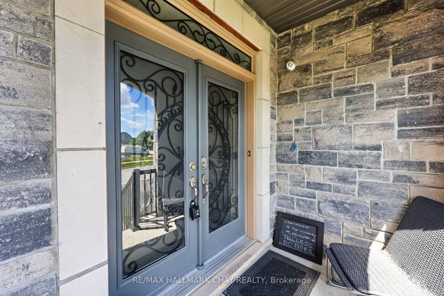 16 Dowling Road