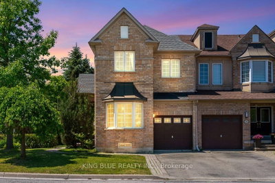 26 Lander Crescent