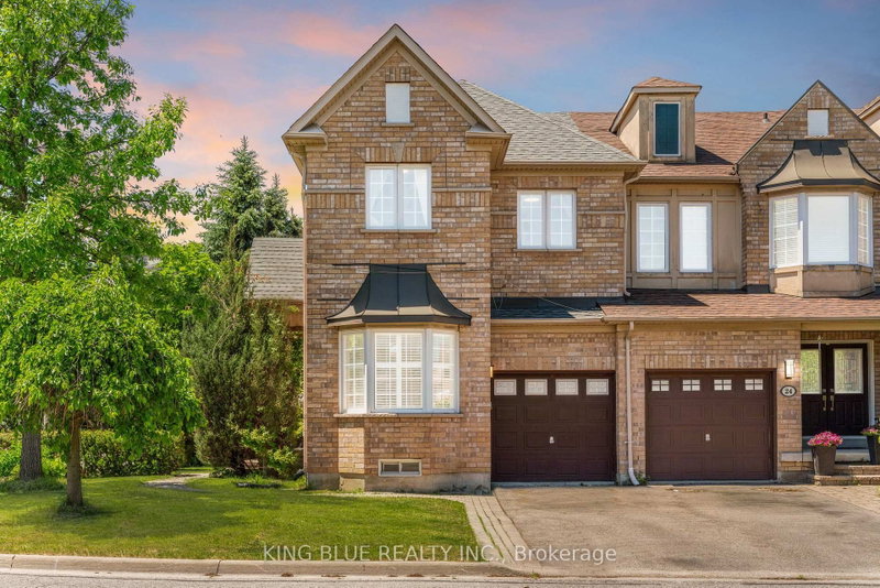 26 Lander Crescent