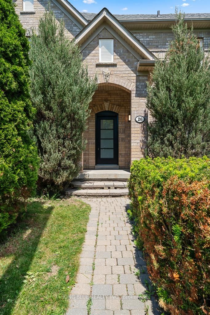 26 Lander Crescent