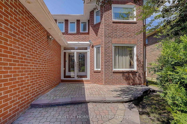 300 Green Lane