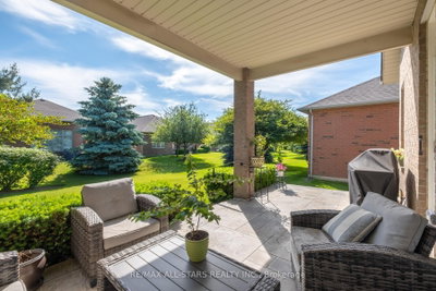 187 Bobby Locke Lane • Whitchurch-Stouffville, ON photo 5