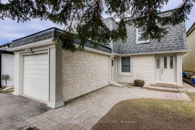 5-bed Detached House · 34 Kitsilano Cres