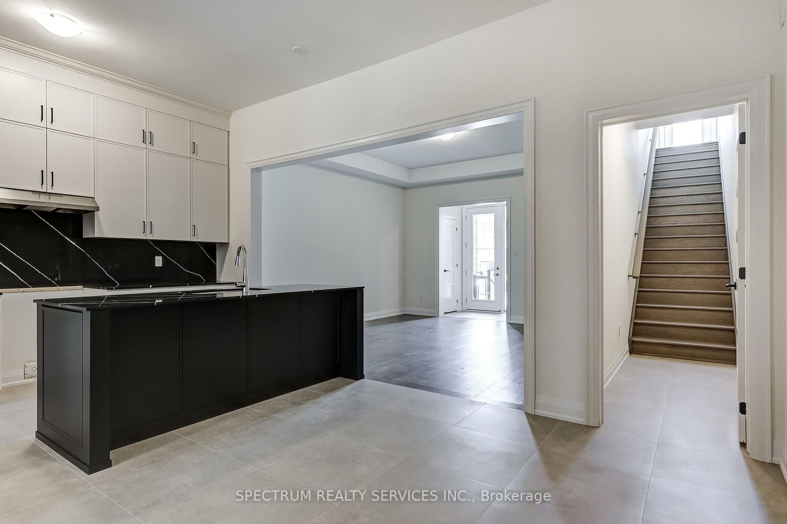 72 Adario Crescent • Vaughan, ON photo 11