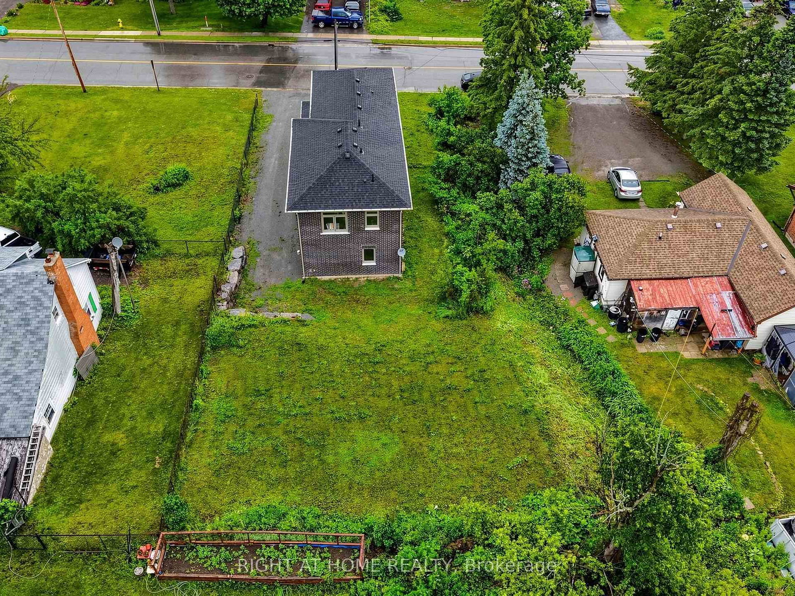 637 Simcoe Street • Brock, ON photo 23