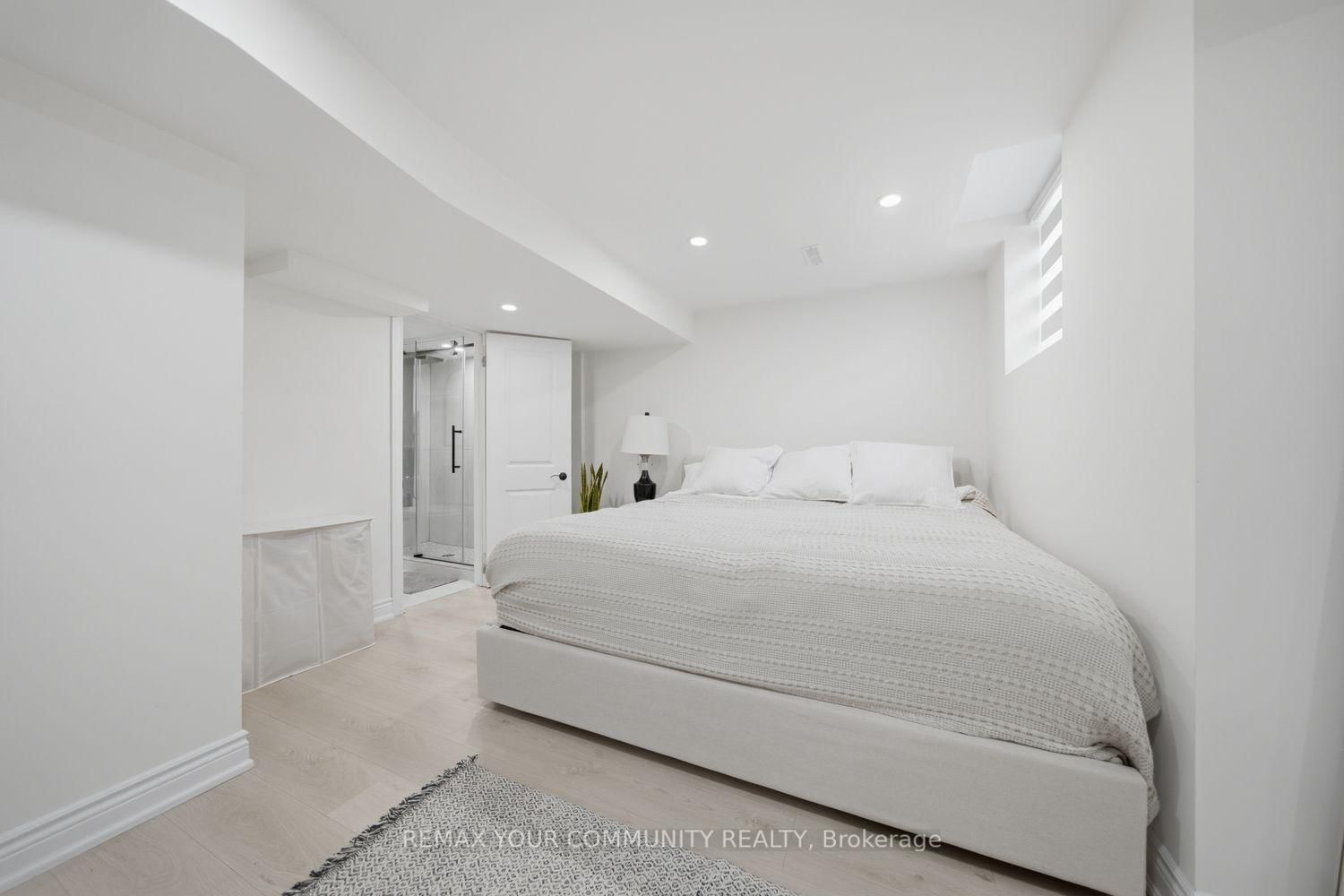 10 St Clare Boulevard • Vaughan, ON photo 47