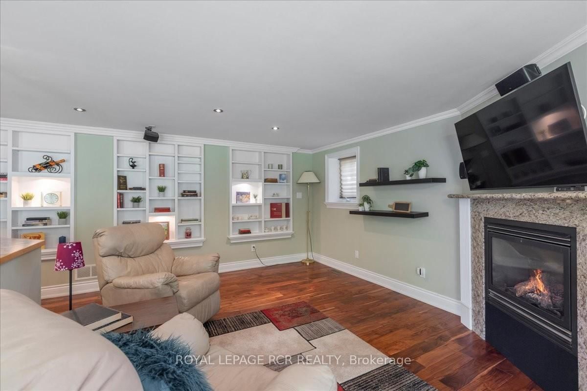 115 Beswick Drive • Newmarket, ON photo 25