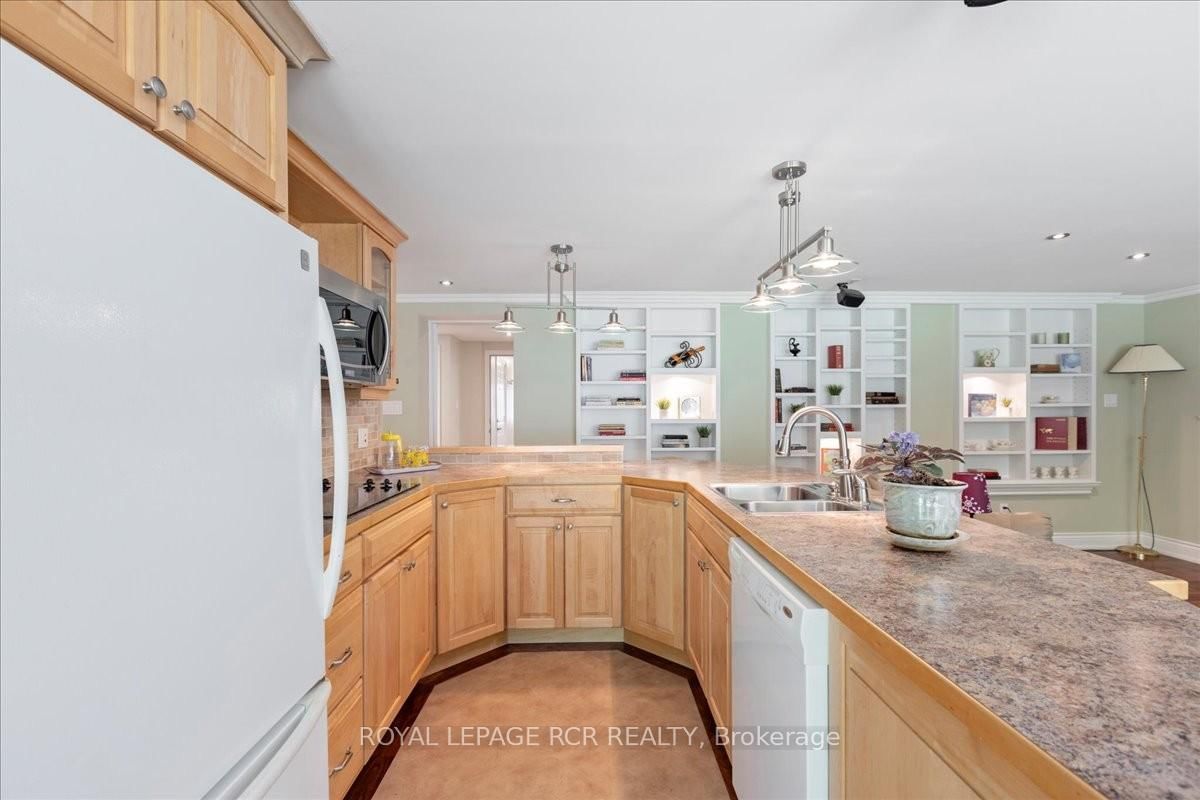 115 Beswick Drive • Newmarket, ON photo 27