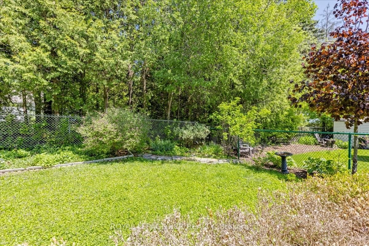 115 Beswick Drive • Newmarket, ON photo 38
