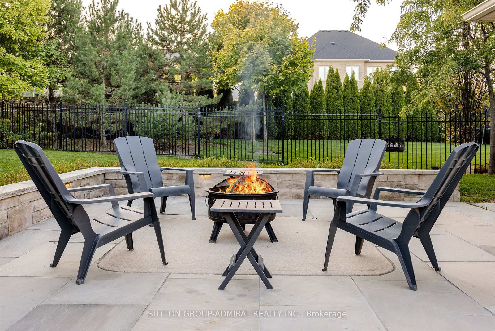 22 James Bowman Court • King, ON photo 6