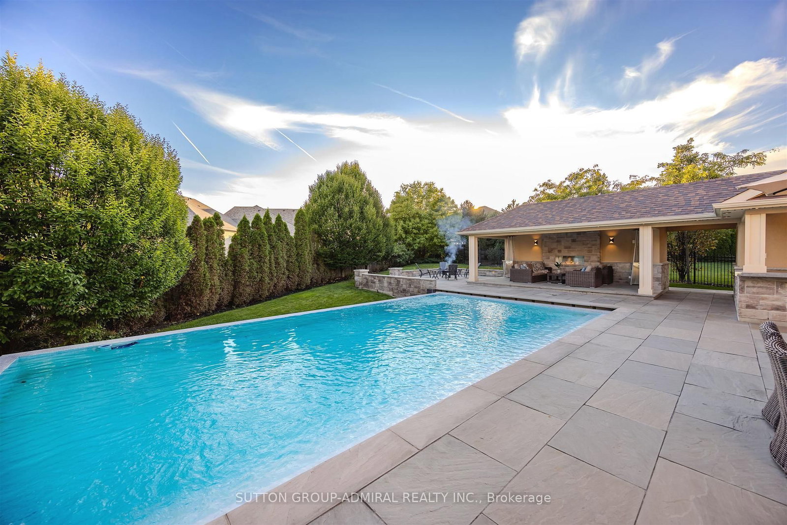 22 James Bowman Court • King, ON photo 8
