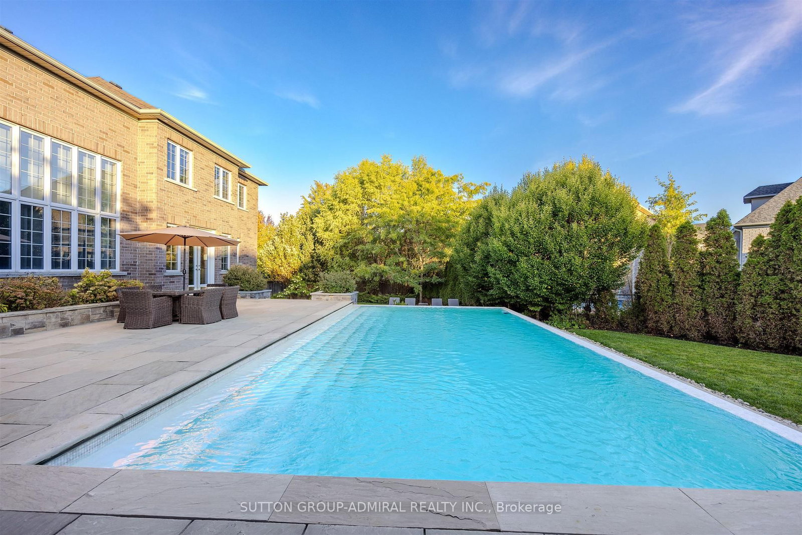 22 James Bowman Court • King, ON photo 9