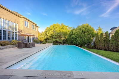 22 James Bowman Court • King, ON photo 9