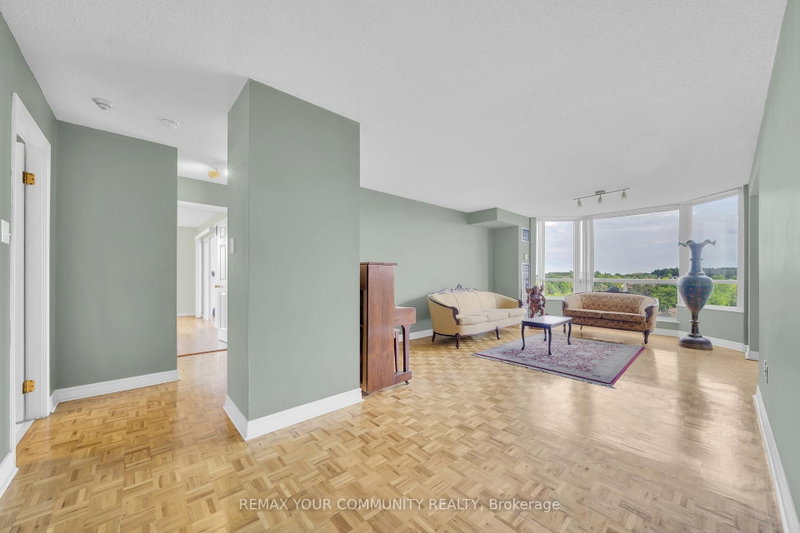 913 - 175 Cedar Avenue