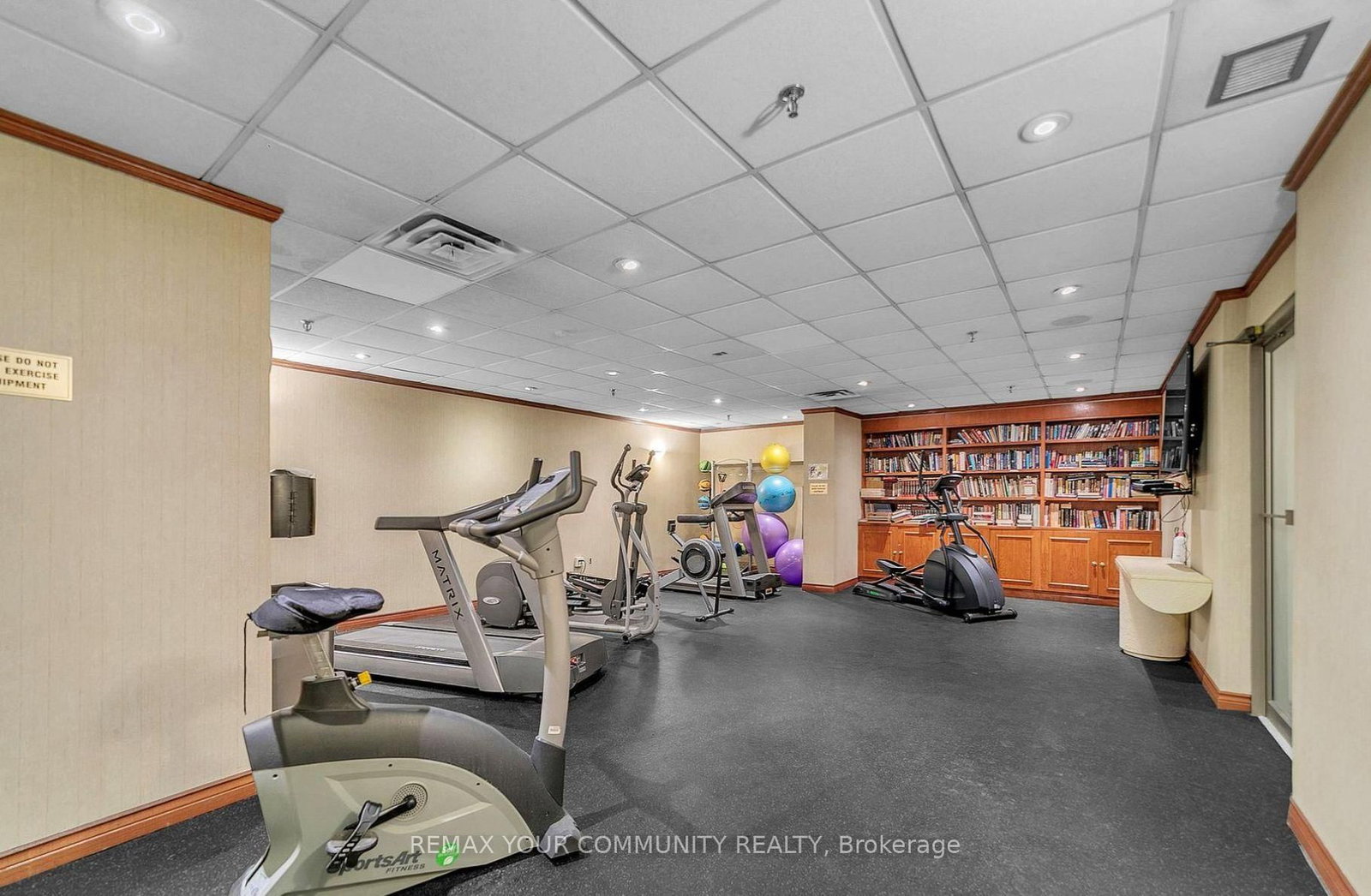 175 Cedar Avenue • #913 • Richmond Hill, ON photo 22